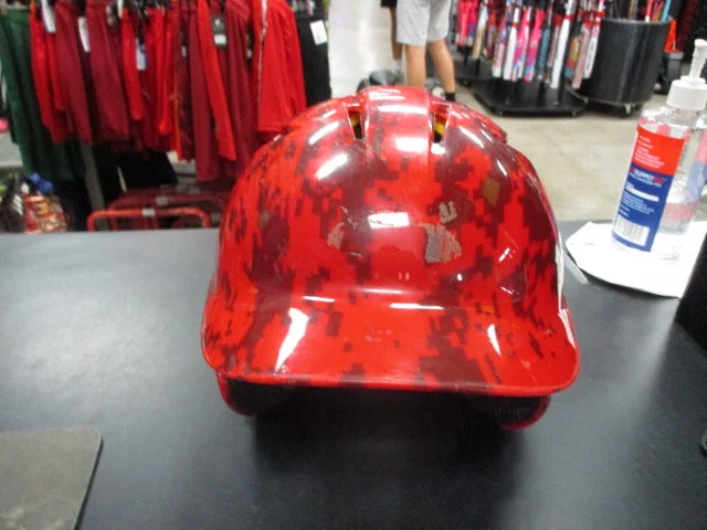 Baseball Helmets with Breathable Mesh Inserts for Ventilation-Used Under Armour Size 5 7/8 - 6 3/4 Batting Helmet