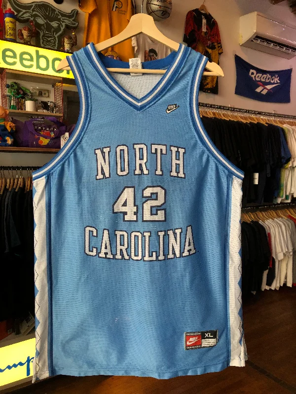 Basketball Jerseys with Zippered Neck for Versatility-Vintage Nike UNC Jerry Stackhouse Jersey Size XL