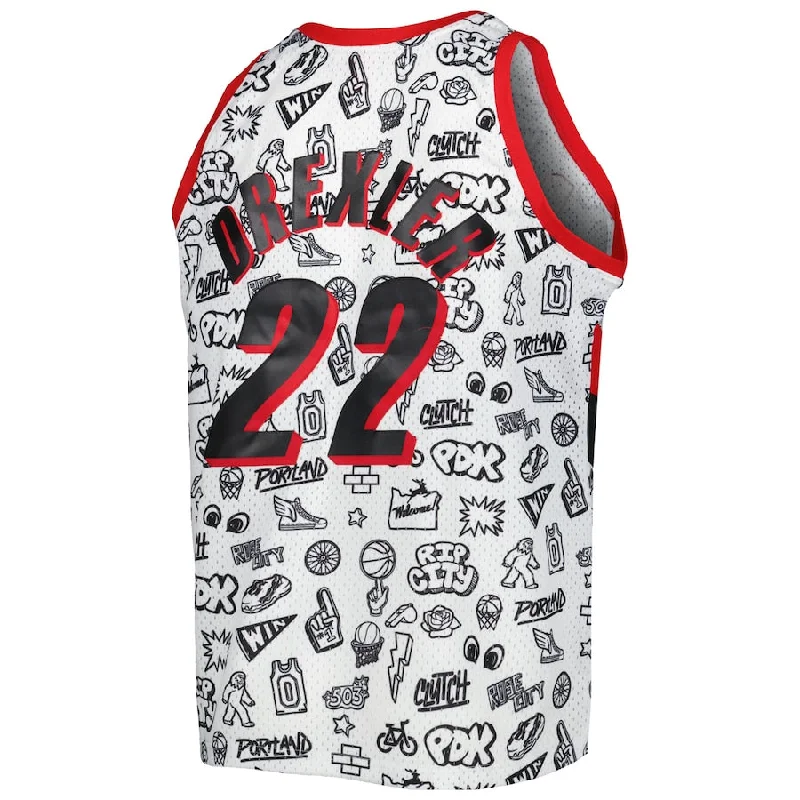 Basketball Jerseys with Bold Color Contrast for Standout Look-P.Trail Blazers #22 Clyde Drexler Mitchell & Ness 1991-92 Hardwood Classics Doodle Swingman Player Jersey White Stitched American Basketball Jersey