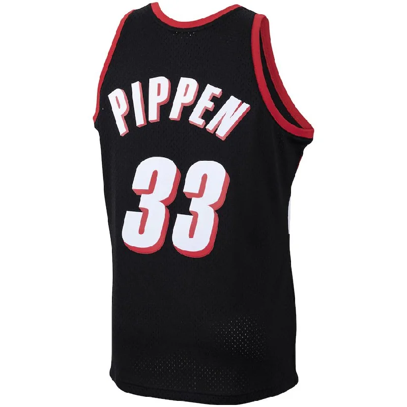 Basketball Jerseys with Contrast Stitching for Bold Design-P.Trail Blazers #33 Scottie Pippen Mitchell & Ness 1999-00 Hardwood Classics Swingman Jersey Black Stitched American Basketball Jersey